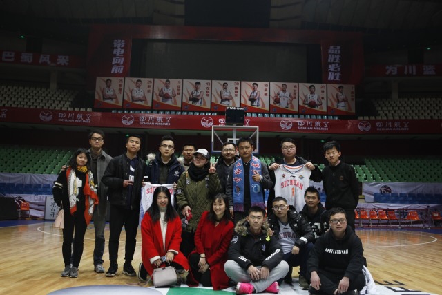 球迷开放日|球迷与球员solo 祝刘大小黄人生日快乐